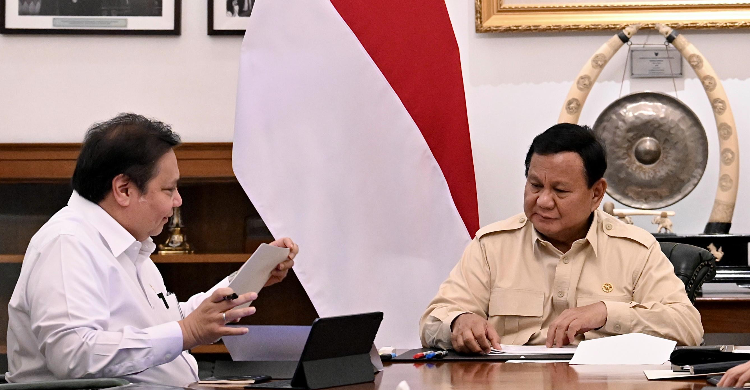 presiden-prabowo-panggil-airlangga-ke-istana-bahas-ekonomi-dan-investasi_258781