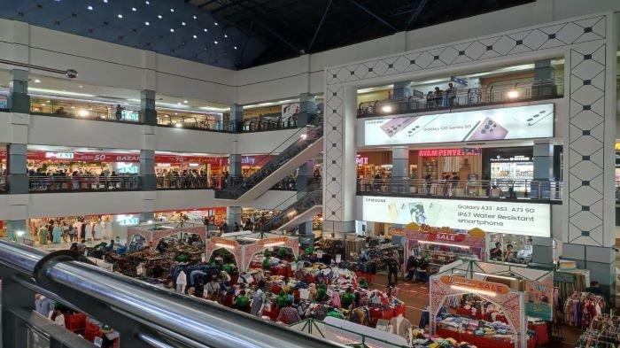 Suasana-di-PS-Mall-Palembang